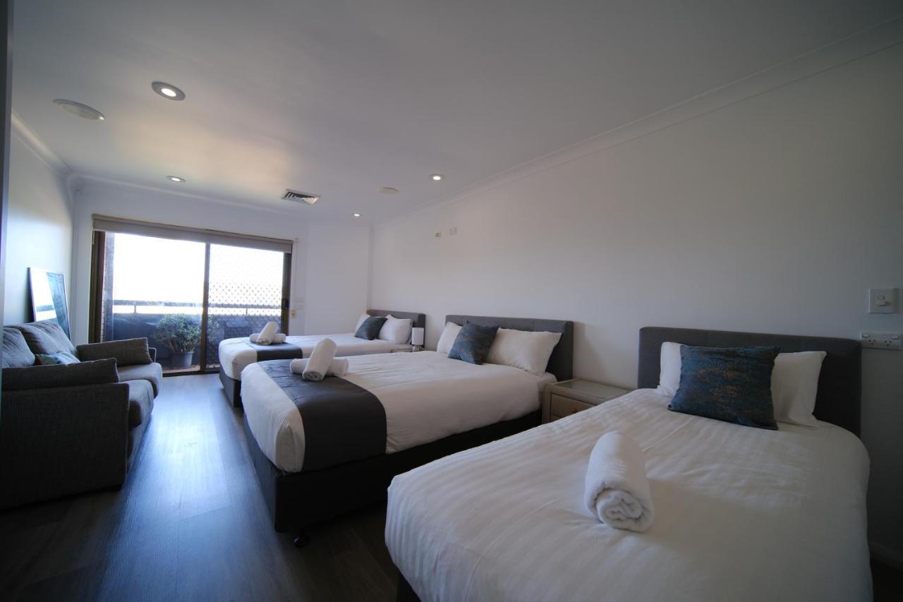 Lakeside Inn Wollongong Primbee Εξωτερικό φωτογραφία