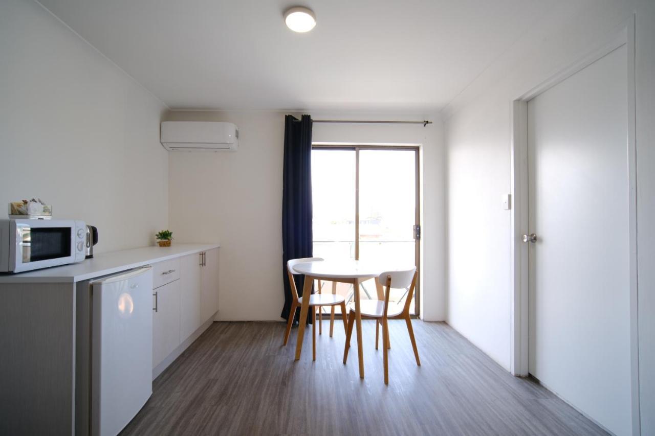 Lakeside Inn Wollongong Primbee Εξωτερικό φωτογραφία