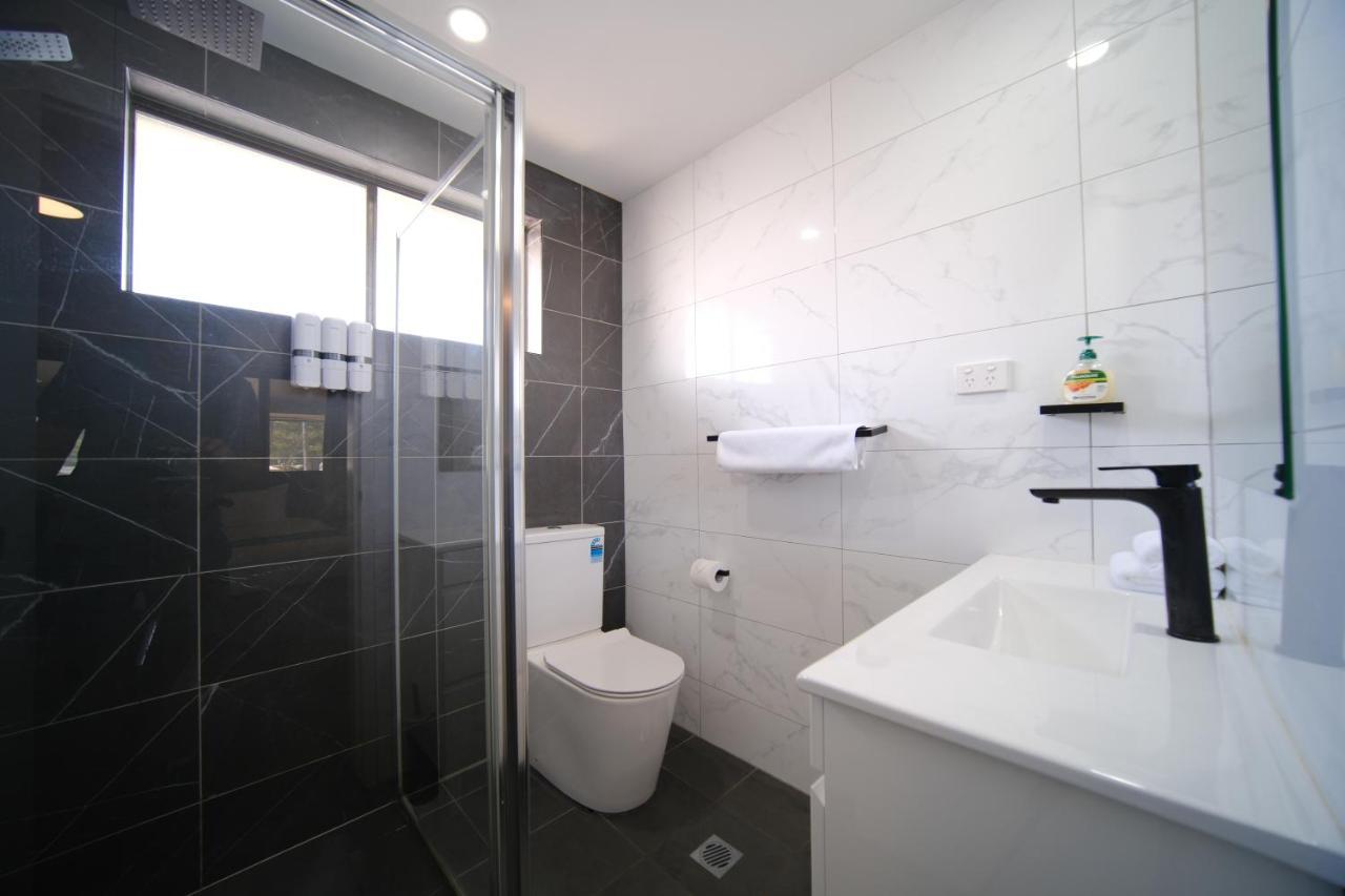 Lakeside Inn Wollongong Primbee Εξωτερικό φωτογραφία