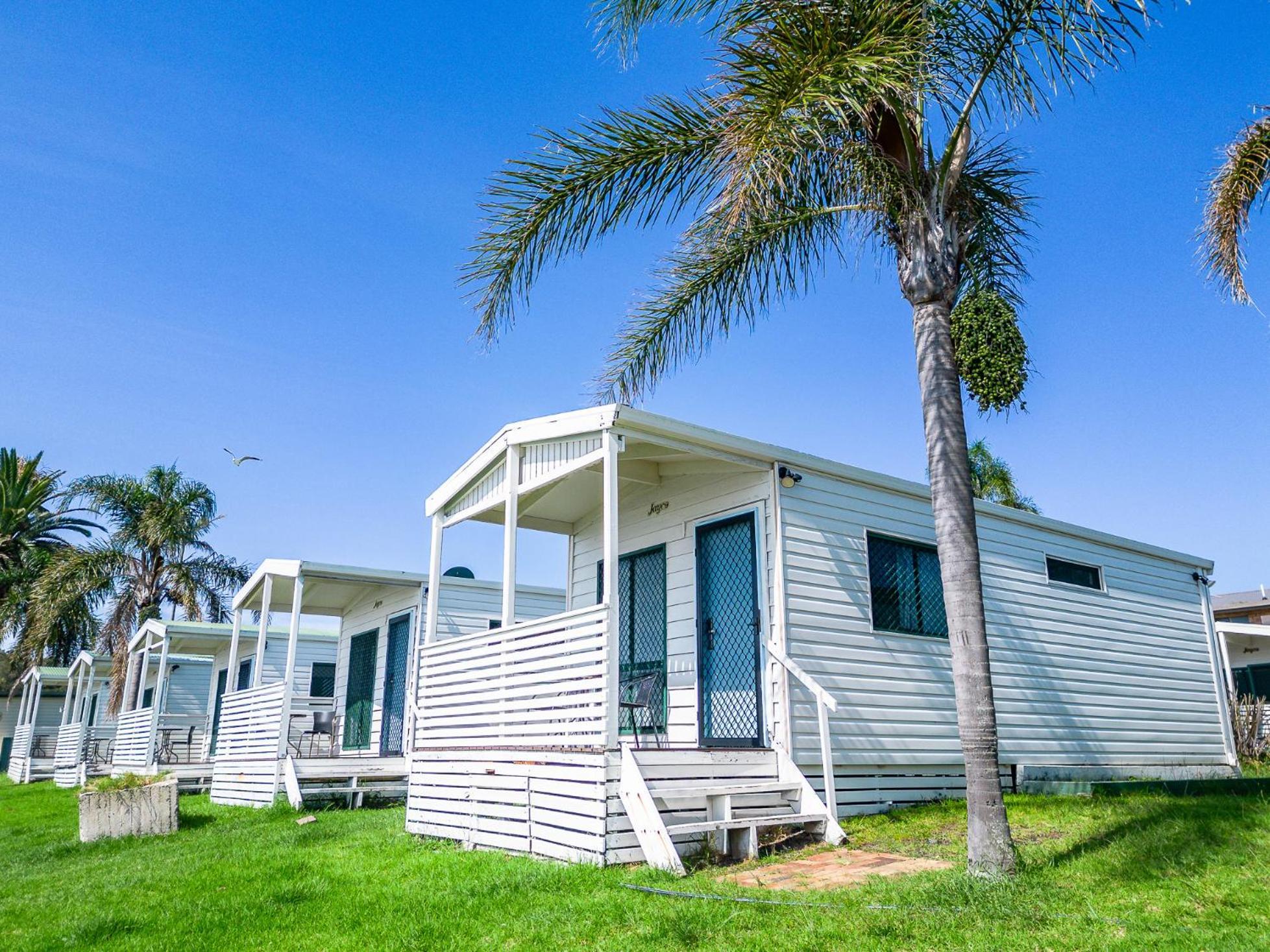 Lakeside Inn Wollongong Primbee Εξωτερικό φωτογραφία