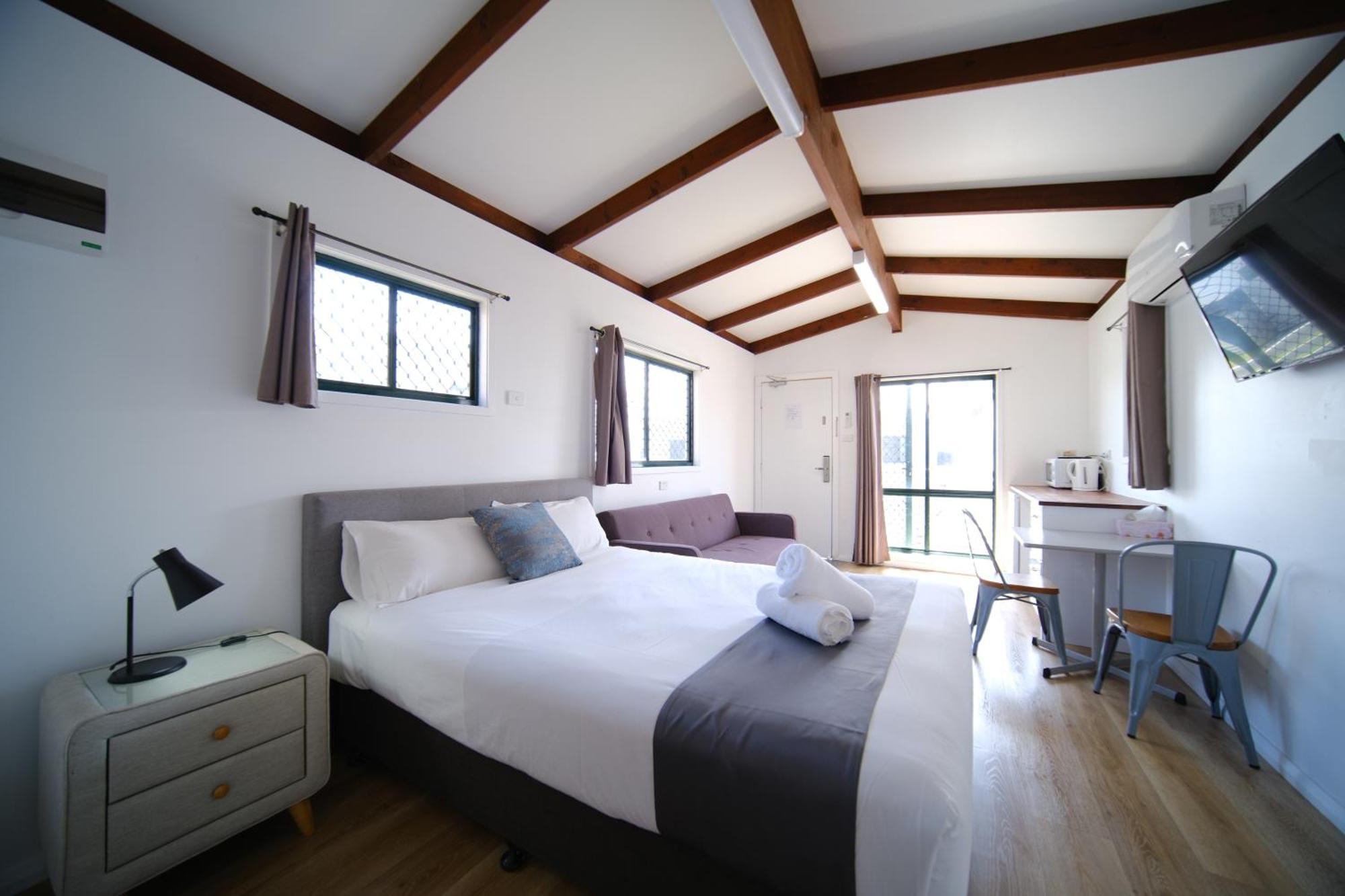 Lakeside Inn Wollongong Primbee Εξωτερικό φωτογραφία