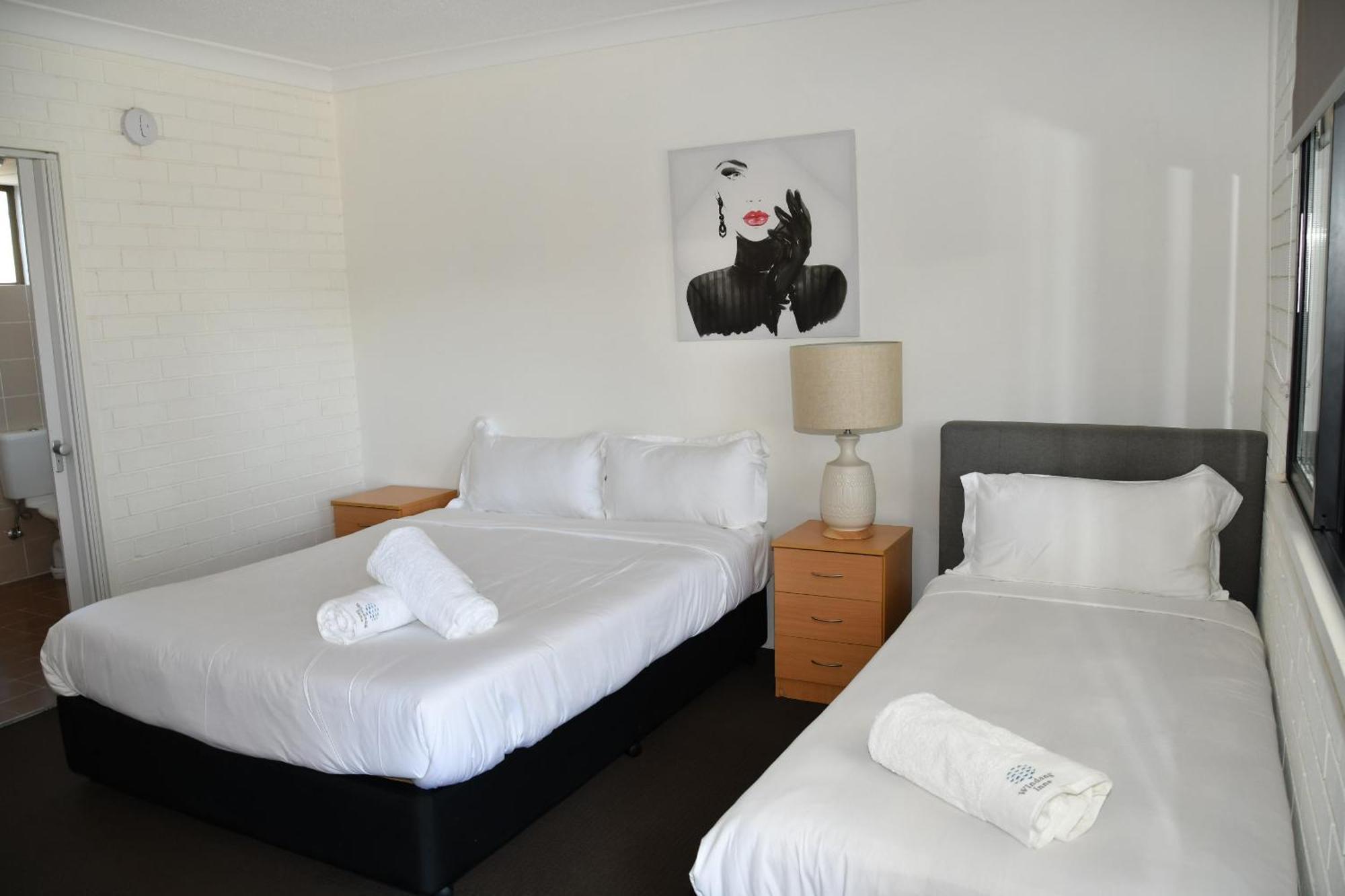 Lakeside Inn Wollongong Primbee Εξωτερικό φωτογραφία