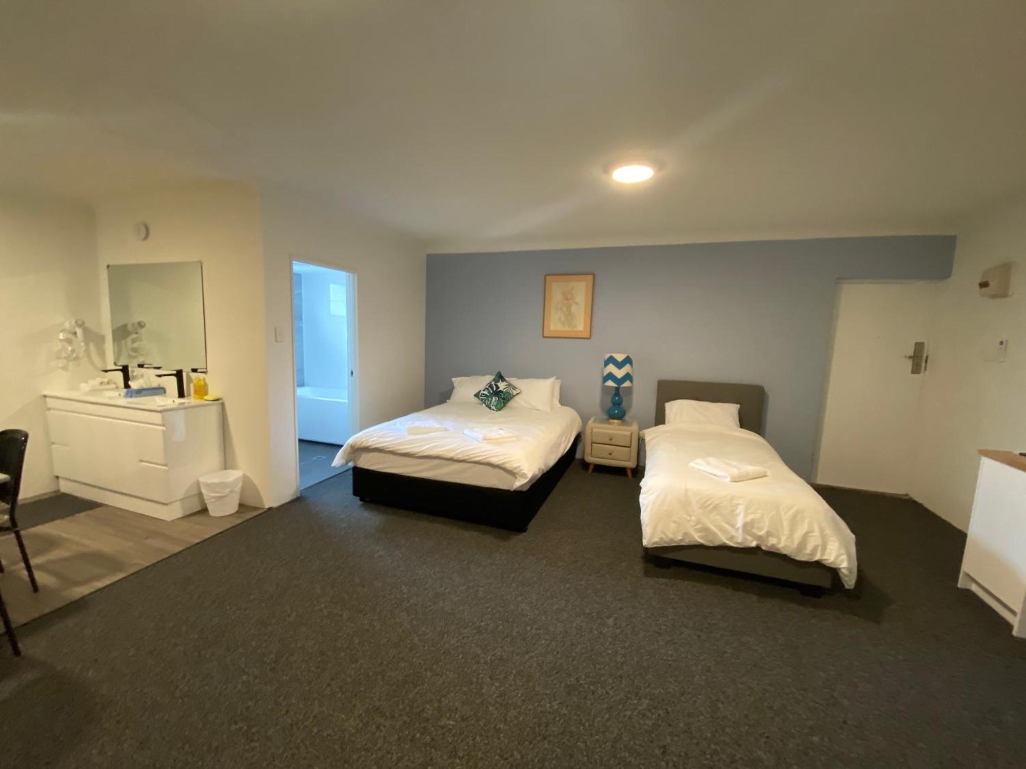 Lakeside Inn Wollongong Primbee Εξωτερικό φωτογραφία